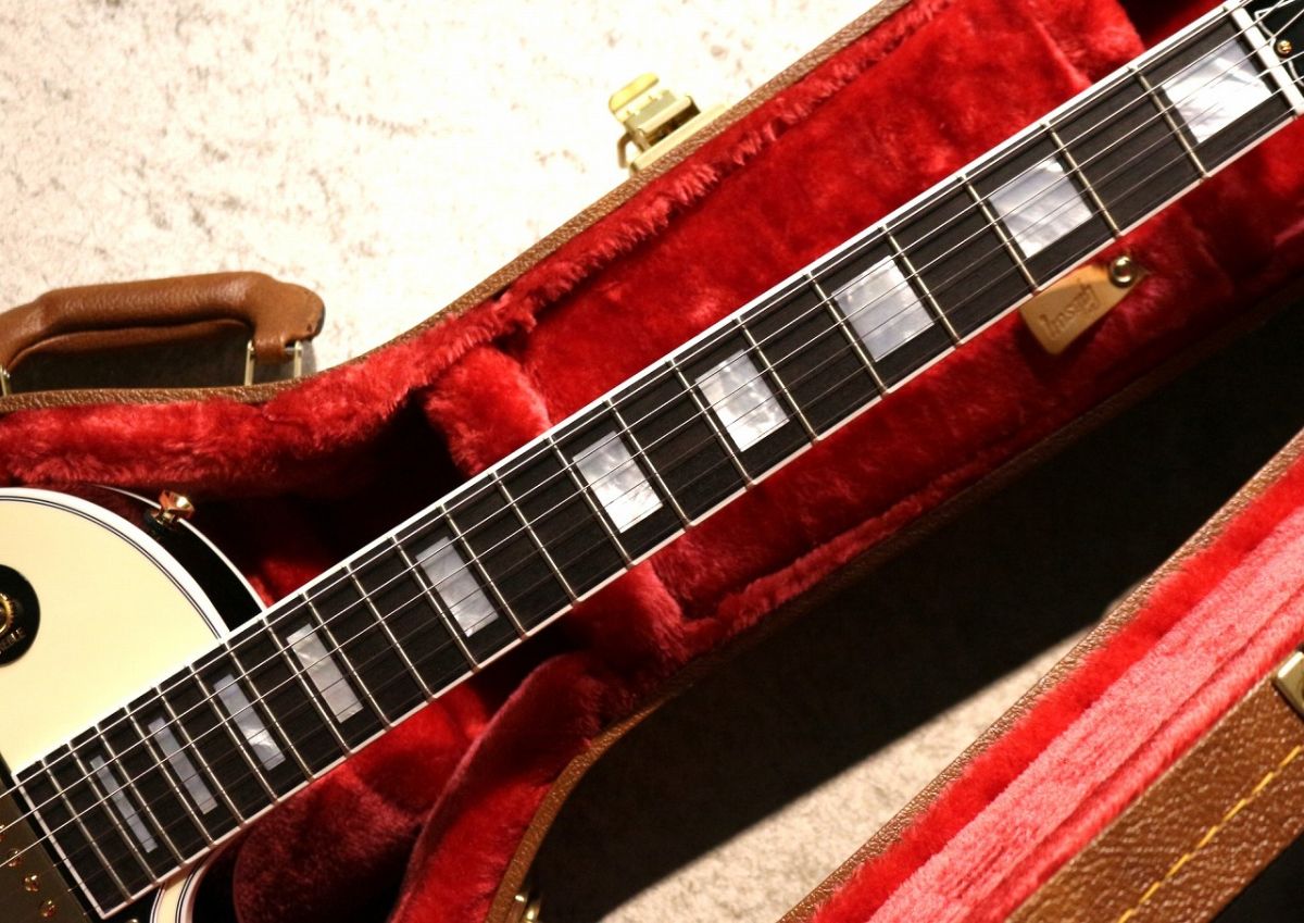 Les Paul Custom 70s ~Buttercream Top~ #212650276 | 【クロサワ楽器