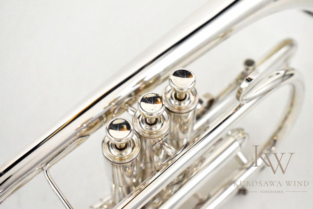 トランペット　銀　金音楽器　未使用品 152618.jpg