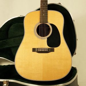 Martin D-28 standard ハードケース付 今週末までの特価です。 Martin D-28 Standard【展示品限定価格！】【ローン36回払いまで