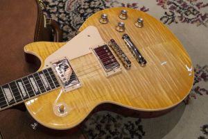 エレクトリックギター、30万円～50万円未満のエレキギター検索