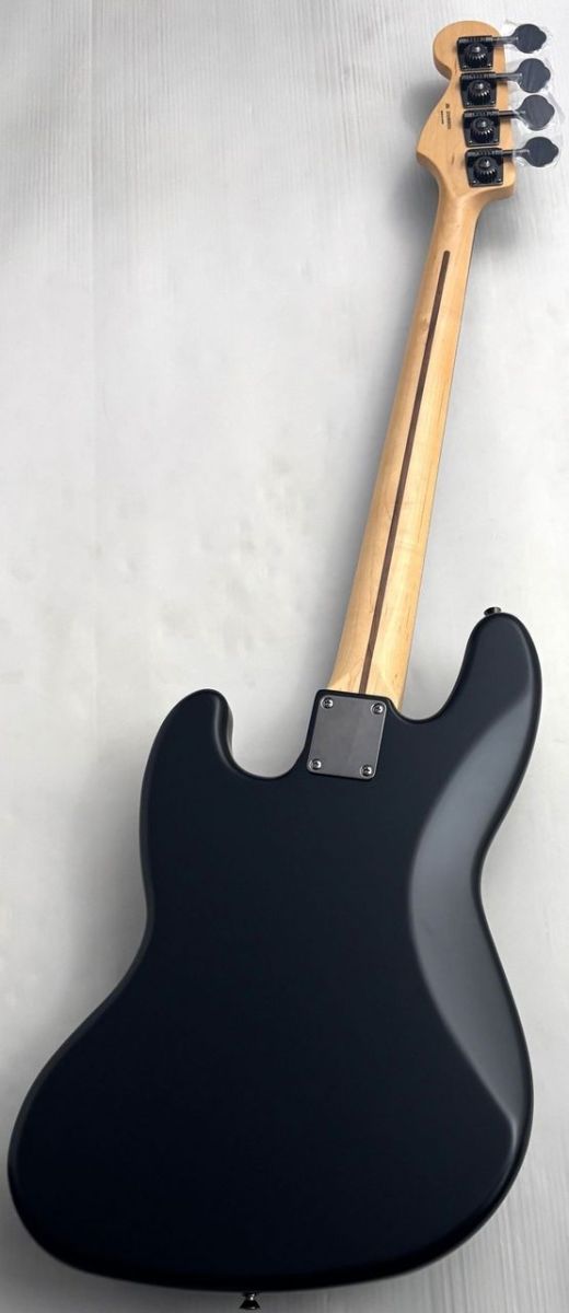 Made in Japan Limited Hybrid II Jazz Bass -Noir- | 【クロサワ楽器