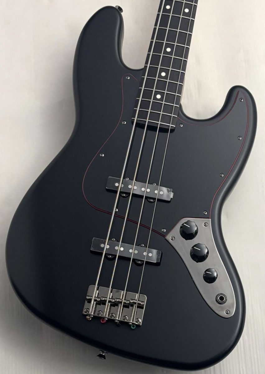 Made in Japan Limited Hybrid II Jazz Bass -Noir