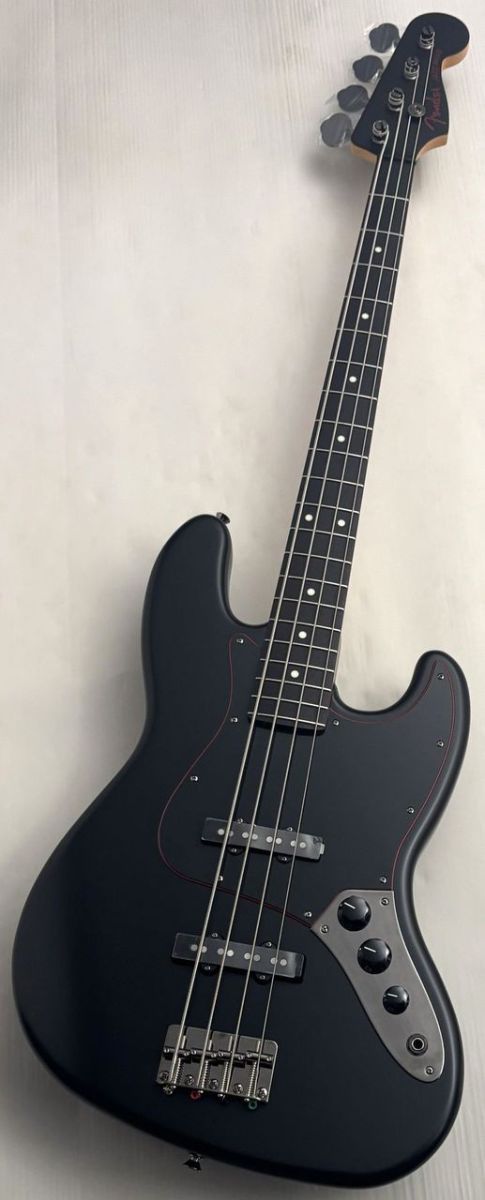 Made in Japan Limited Hybrid II Jazz Bass -Noir- | 【クロサワ楽器