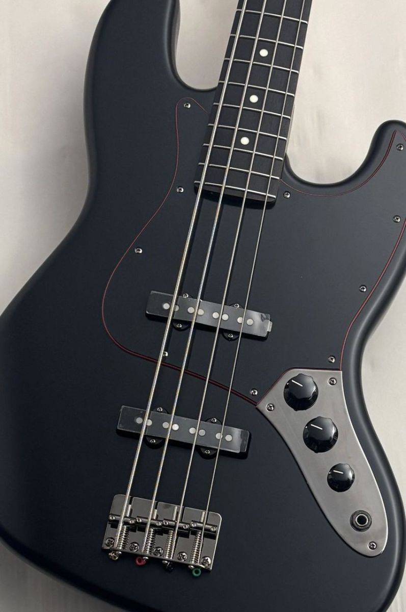Made in Japan Limited Hybrid II Jazz Bass -Noir- | 【クロサワ楽器