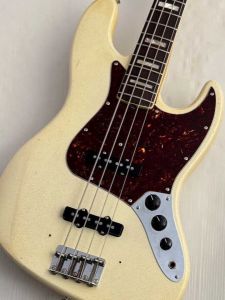 Fender アコースティックベース 4弦 Fender アコースティックベース 4弦 Amazon.co.jp: Fender