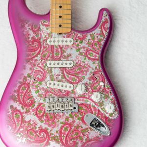 Fender Made in Japan Limited Stratocaster Pink Paisley 【限定復活】【3.44kg】【JD25022800】