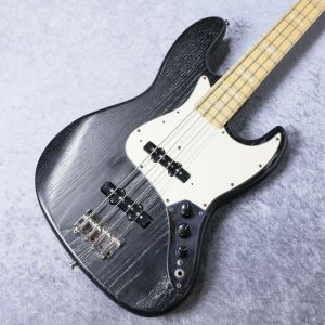 エレキベース 黒 メイプルネック 34インチ エレキベース 黒 メイプルネック 34インチ Amazon.co.jp: Fender