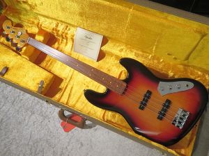ジャズベース　サンバースト　新品未使用　初心者入門 ジャズベース サンバースト 新品未使用 初心者入門