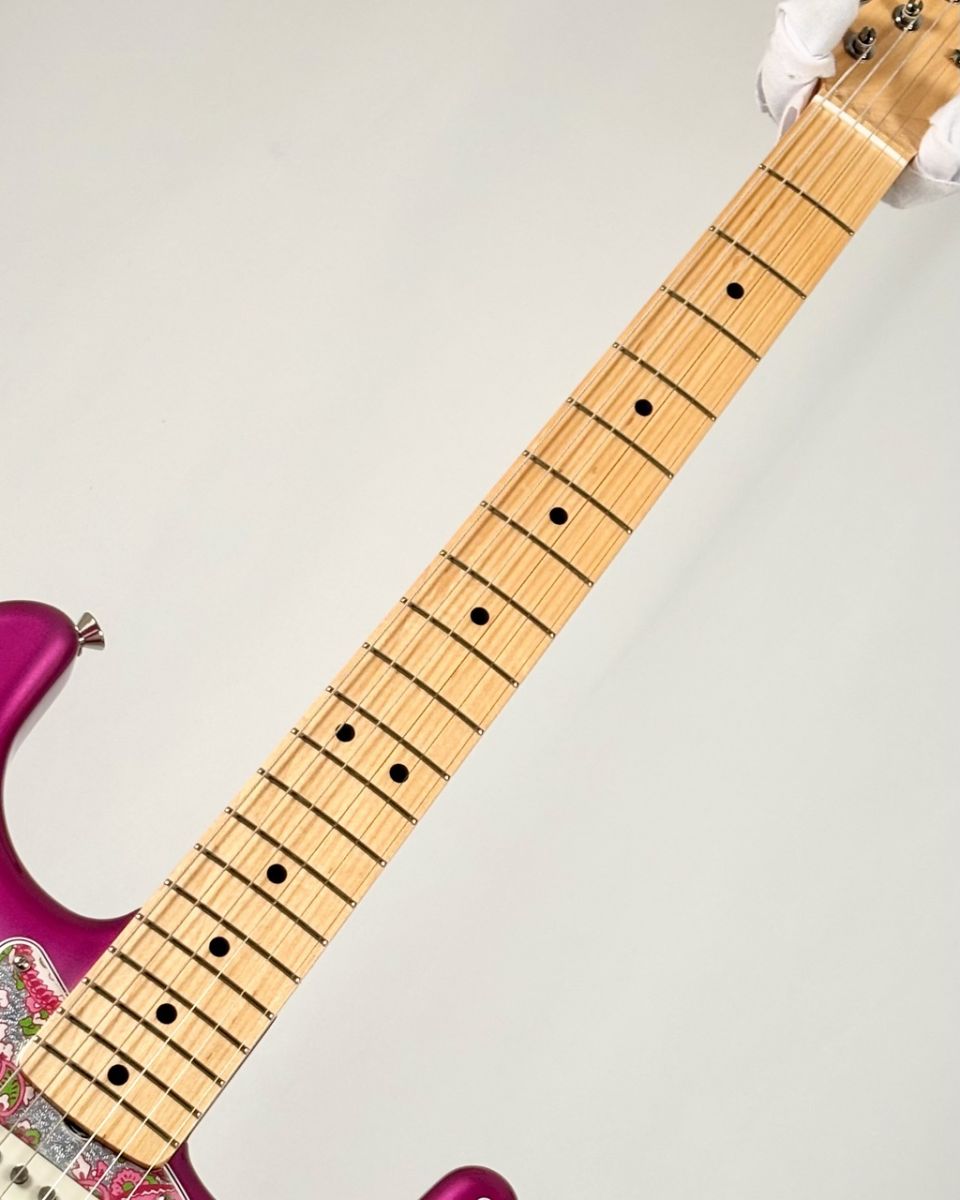 Made in Japan Limited Stratocaster -Pink Paisley- | 【クロサワ楽器