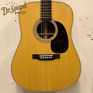 LEG アコースティックギター スプルース ピックアップ付属 とケース付き LEG アコースティックギター スプルース ピックアップ付属 と