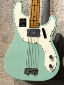 Fender アコースティックベース 4弦 Fender 4 String Bass Guitar, Right, California Blue