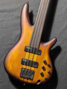 Ibanez、4弦のベース検索結果一覧 | 【クロサワ楽器店オンライン