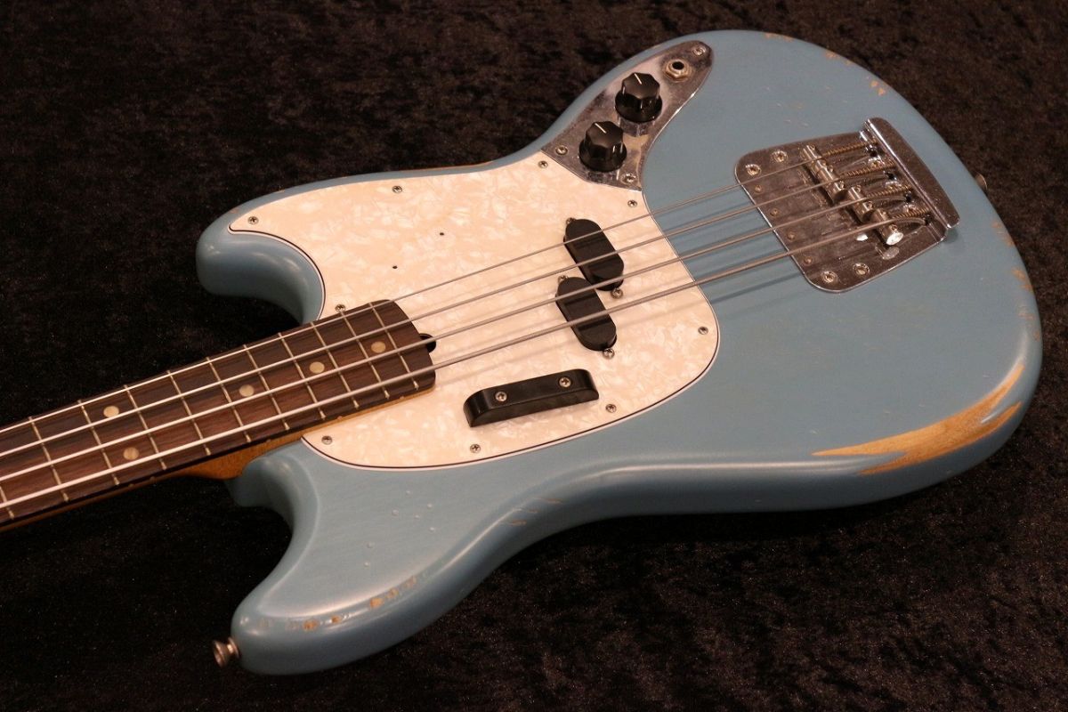 JMJ Road Worn Mustang Bass / Faded Daphne Blue #MX24081429
