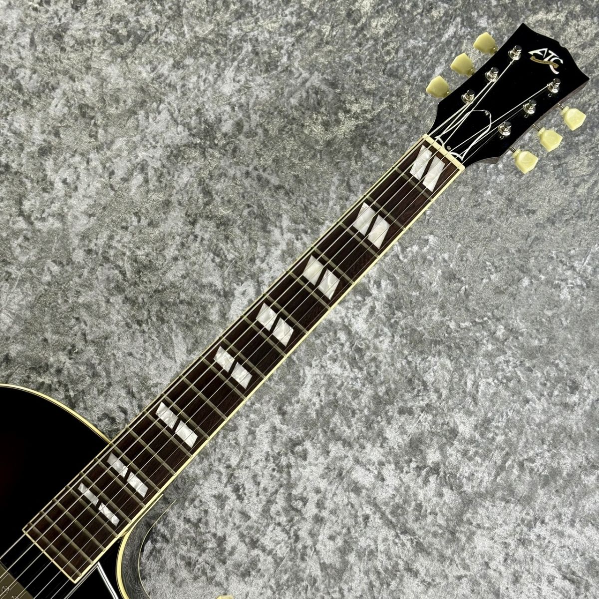 Archtop Tribute ATC175 フルアコ アーチトップギター Archtop Tribute ATC175 フルアコ アーチトップギター Archtop Tribute
