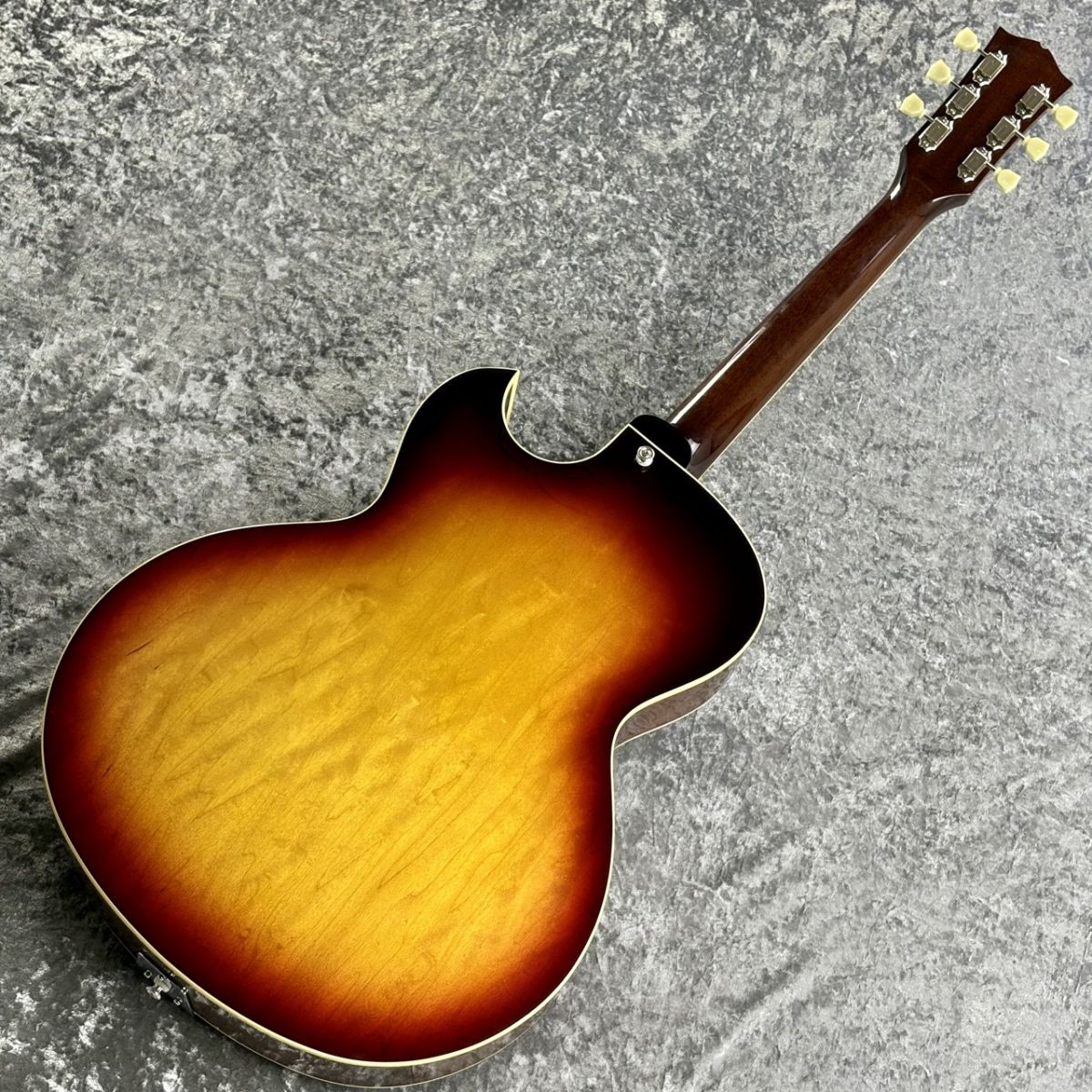 Archtop Tribute ATC175 フルアコ アーチトップギター