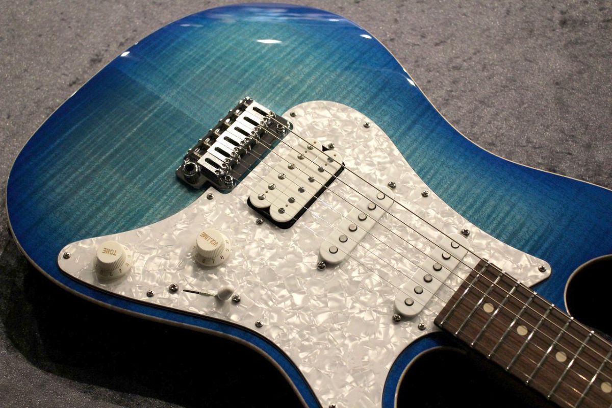 JE-Line Standard Plus SSH/ Matching Head/Bahama Blue Burst #83723