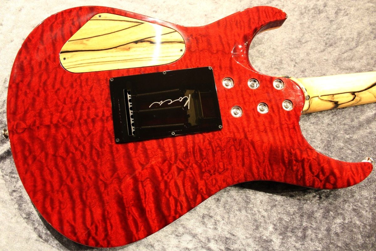 その他 Custom Order Light DC Arched 4A Quilted Maple Top/Quilted