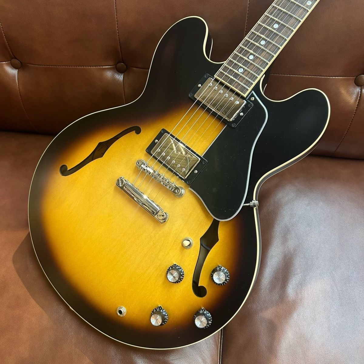 ES-335 Satin Satin Vintage Burst s/n 208140041 | 【クロサワ楽器店