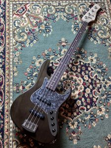 22フレットのベース検索結果一覧 | 【クロサワ楽器店オンライン