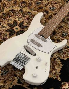 超美品】 最终値下げ Ibanez エレキギター シルバー Amazon | GIO