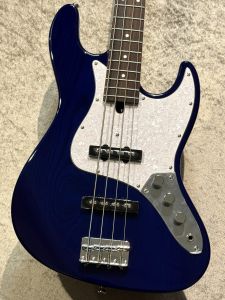 [値下げ品]Bacchus 4弦ベース　バック付き 値下げ品]Bacchus 4弦ベース バック付き バッカス ベースの