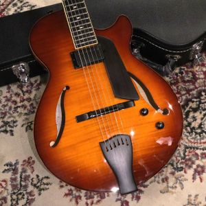 Maestro サンバースト エレキギター 41wdM4TazOL.jpg