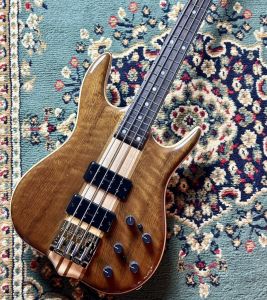 ナチュラル / 木目 系、4弦のベース検索結果一覧 | 【クロサワ