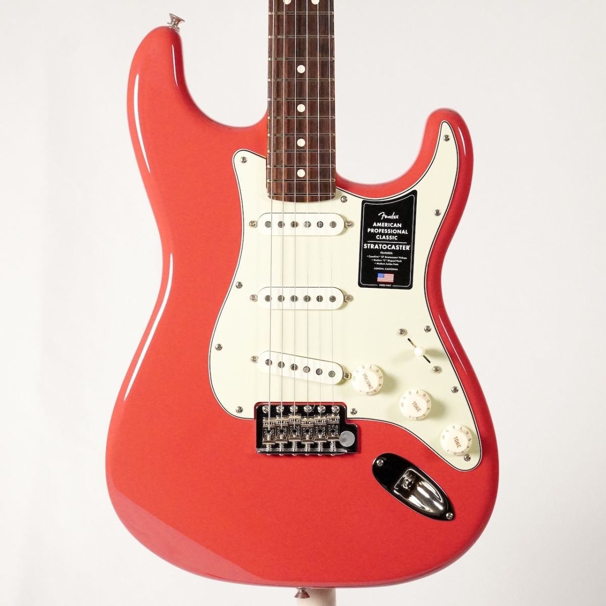 American Professional Classic Stratocaster -Faded Dakota Red
