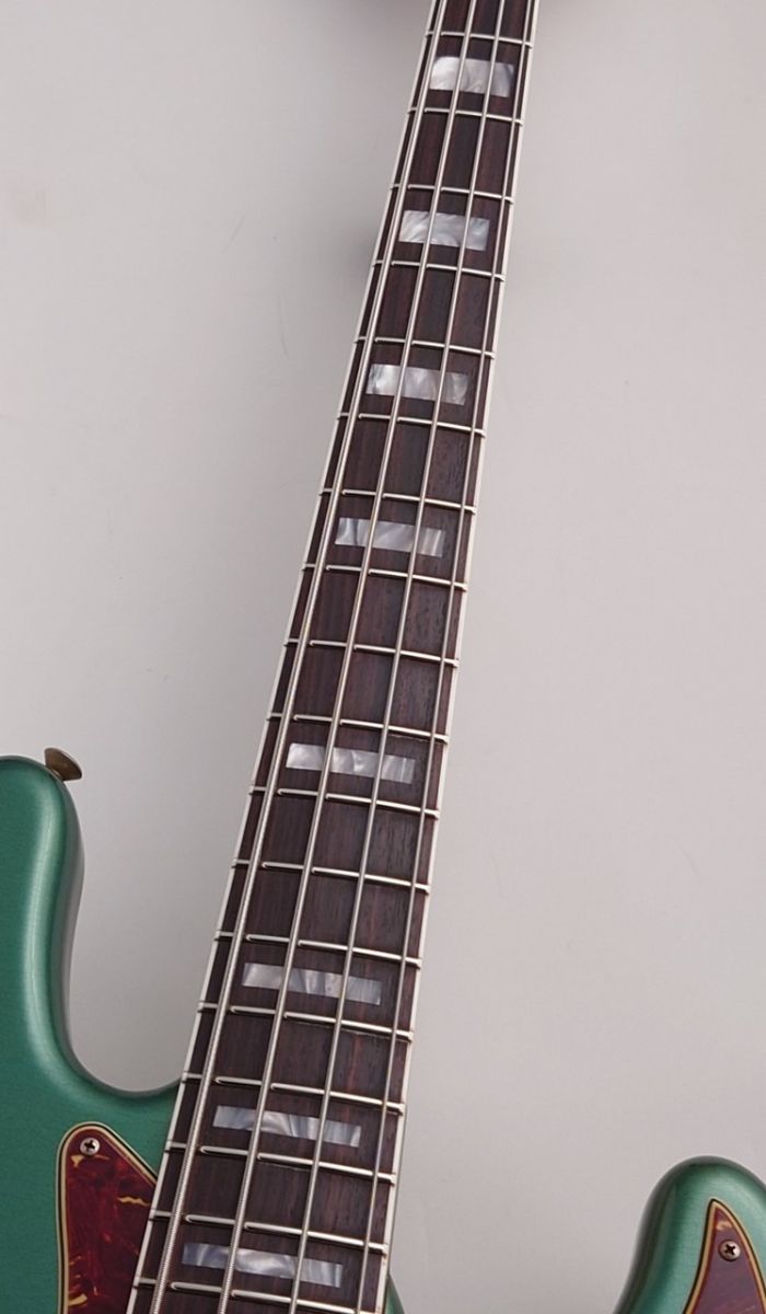 Limited Edition 1966 Jazz Bass Journeyman Relic -Aged Sherwood