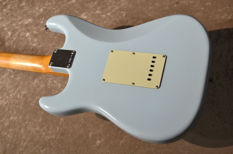 Limited Edition Vintera II Road Worn '60s Stratocaster ～Sonic