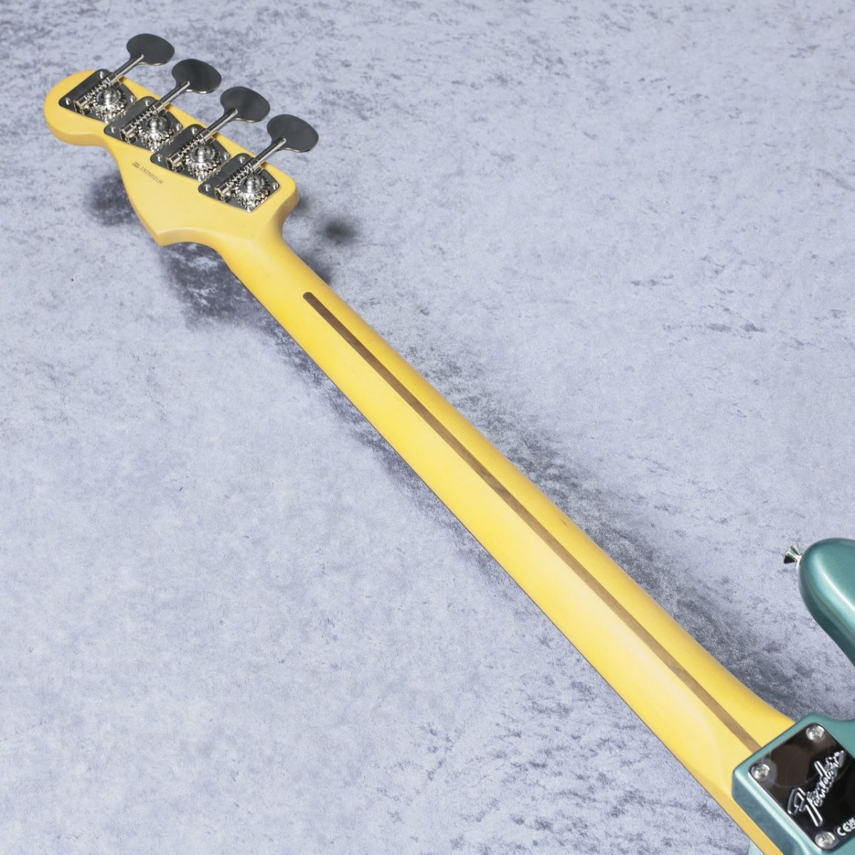 American Professional Classic Precision Bass - 3 Color Sunburst