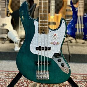 Bacchus レアカラー universal ジャズベ メタリックグリーン Bacchus レアカラー universal ジャズベ メタリックグリーン