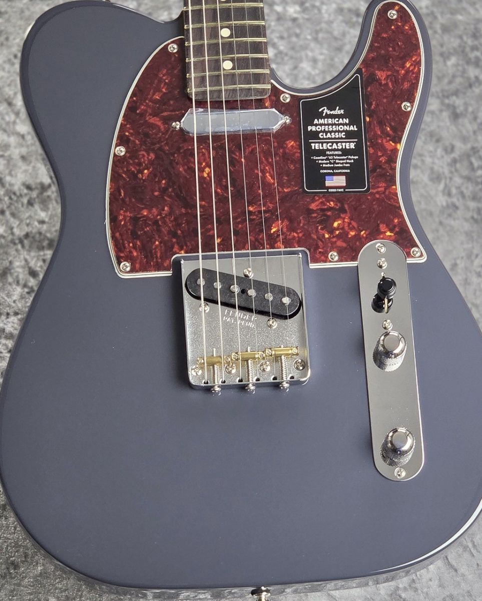 American Professional Classic Telecaster RW / Faded Black