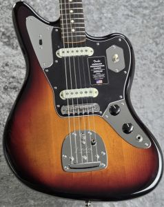 Navigator jaguar サンバースト Fender、サンバースト 系のエレキ