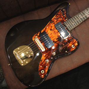 momose ジャズマスター（黒・改造あり） momose ジャズマスター（黒・改造あり） - メルカリ