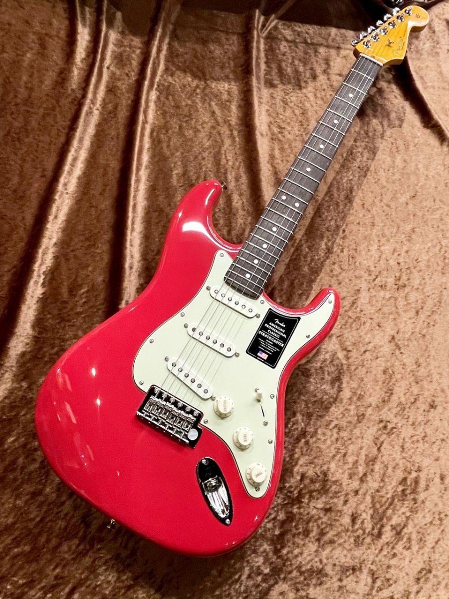 American Professional Classic Stratocaster -Faded Dakota Red
