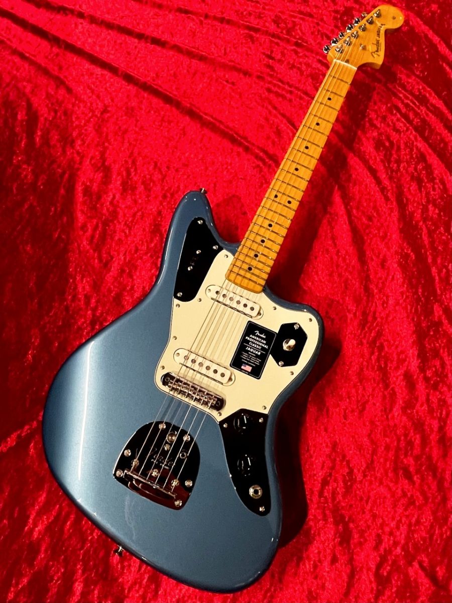 American Professional Classic Jaguar -Faded Lake Placid Blue