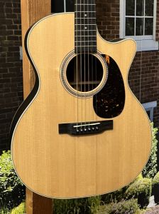 ナチュラル / 木目 系のアコースティックギター検索結果一覧