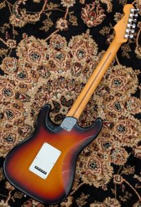 American Ultra Luxe Vintage '50s Stratocaster 3-Color Sunburst