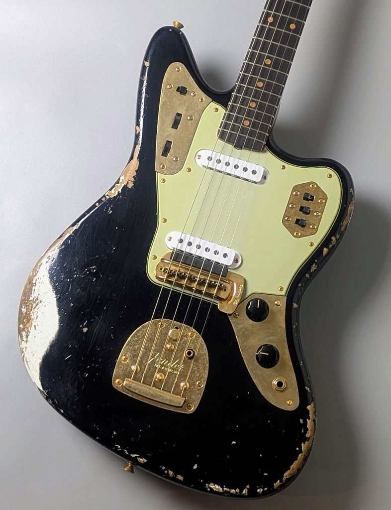 1962 Jaguar Heavy Relic / Black Over Olympic White W/Gold Parts