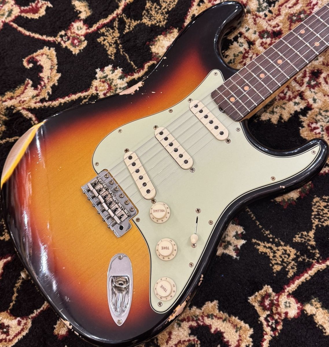 1962 Stratocaster Relic 3-Tone Sunburst [3.52kg] #CZ586828