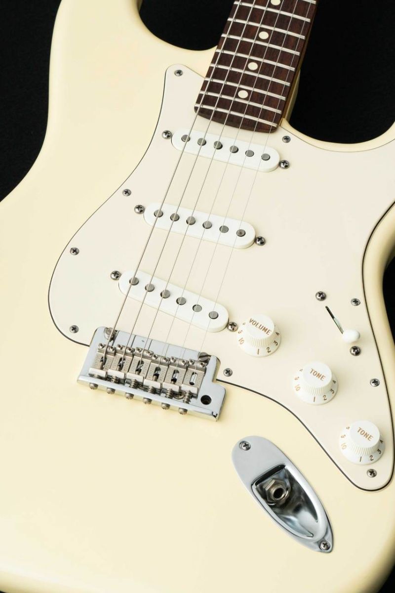 American Standard Stratocaster Olympic White | 【クロサワ楽器店