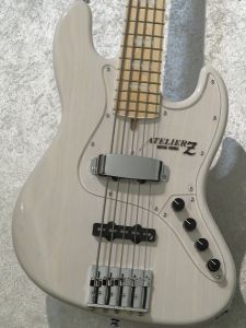 白 系、5弦のベース検索結果一覧 | 【クロサワ楽器店オンライン