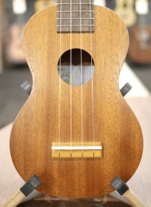 Famous FS-1G 【福岡店】