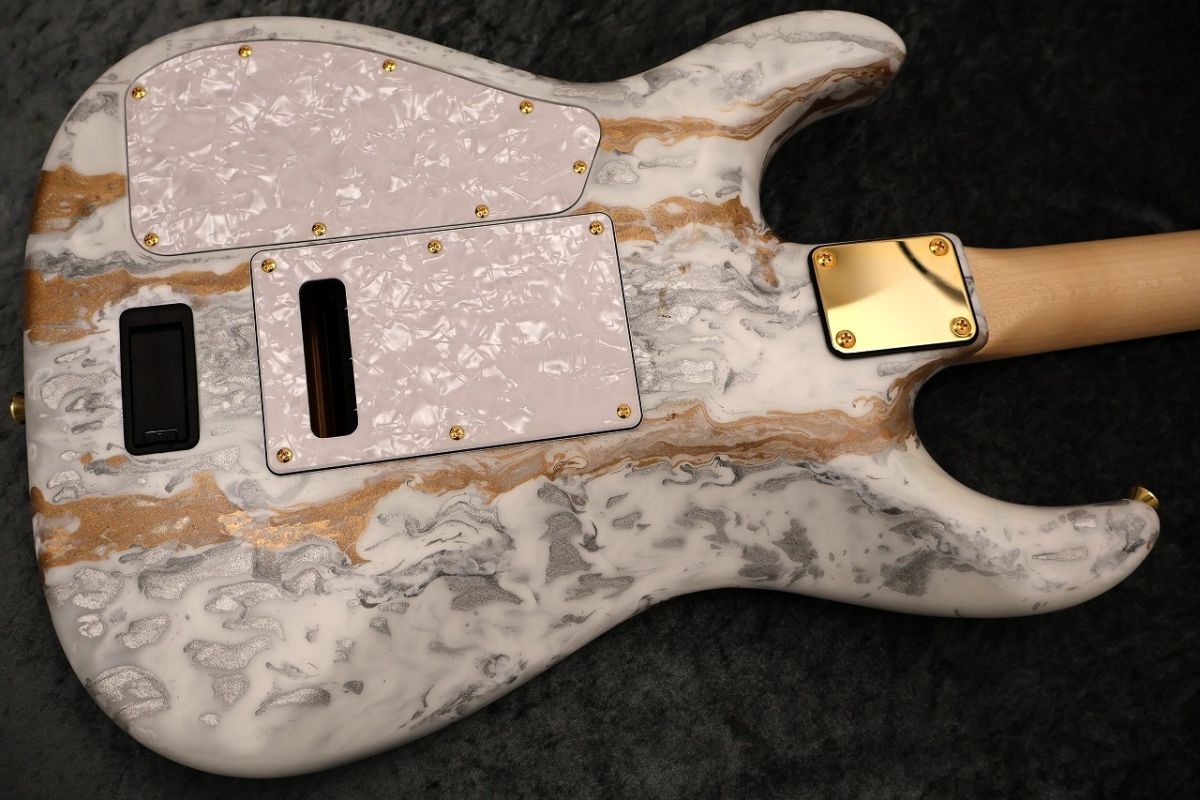 USA Studio Elite HD/Mamywo Body/ M.Ebony FB/White Shmear Semi