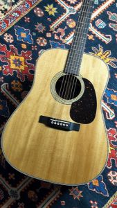 Martin、ドレッドノート タイプのアコースティックギター検索結果一覧