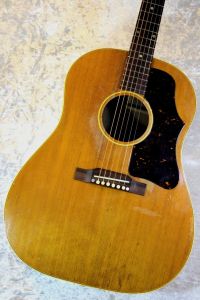 Gibson 【ビンテージ】 1956 J-50 【枯れたサウンド】【存在感◎】【分割手数料0%】