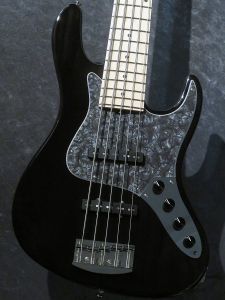黒 系、22フレットのベース検索結果一覧 | 【クロサワ楽器店オンライン