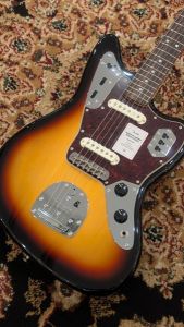 Fender Made in Japan Traditional 60s Jaguar 3-Color Sunburst #JD25027155