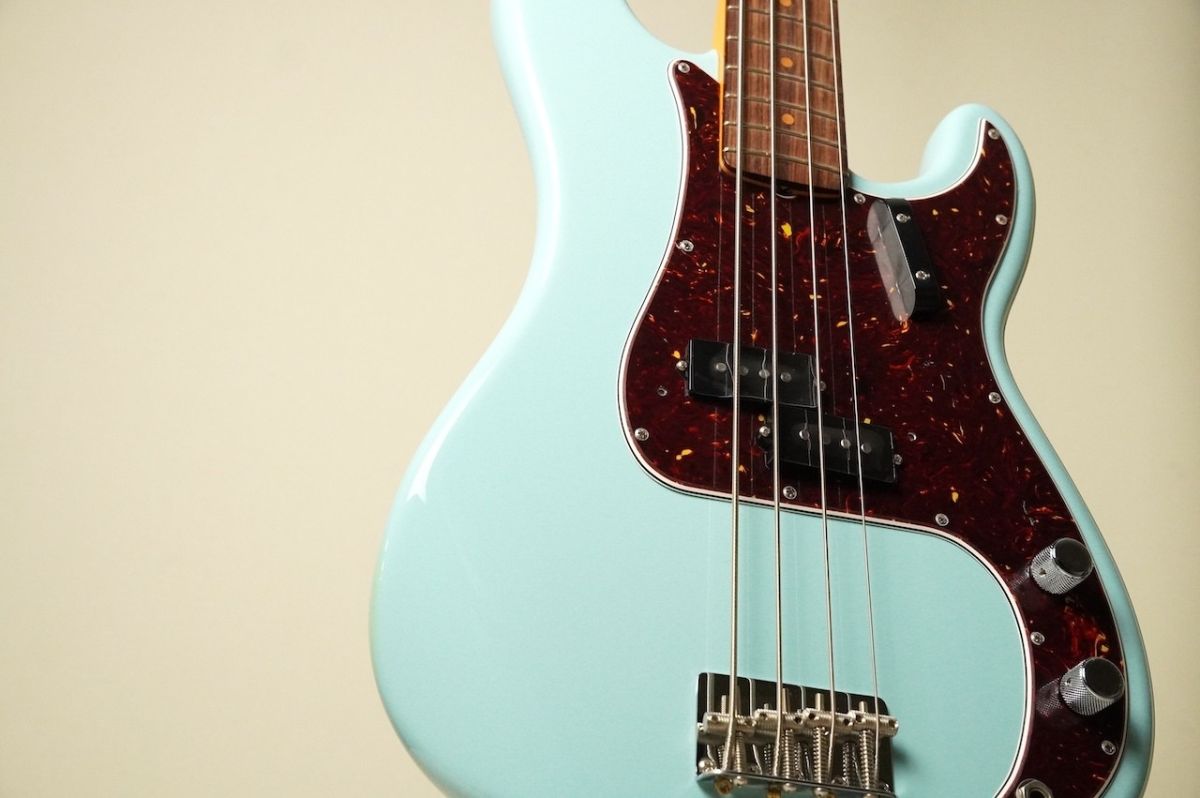 American Vintage Ⅱ 1960 Precision Bass -Daphne Blue- [4.00kg